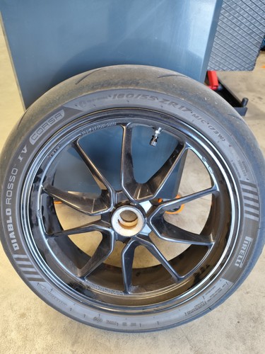 Vendo solo pneumatici pirelli - ,